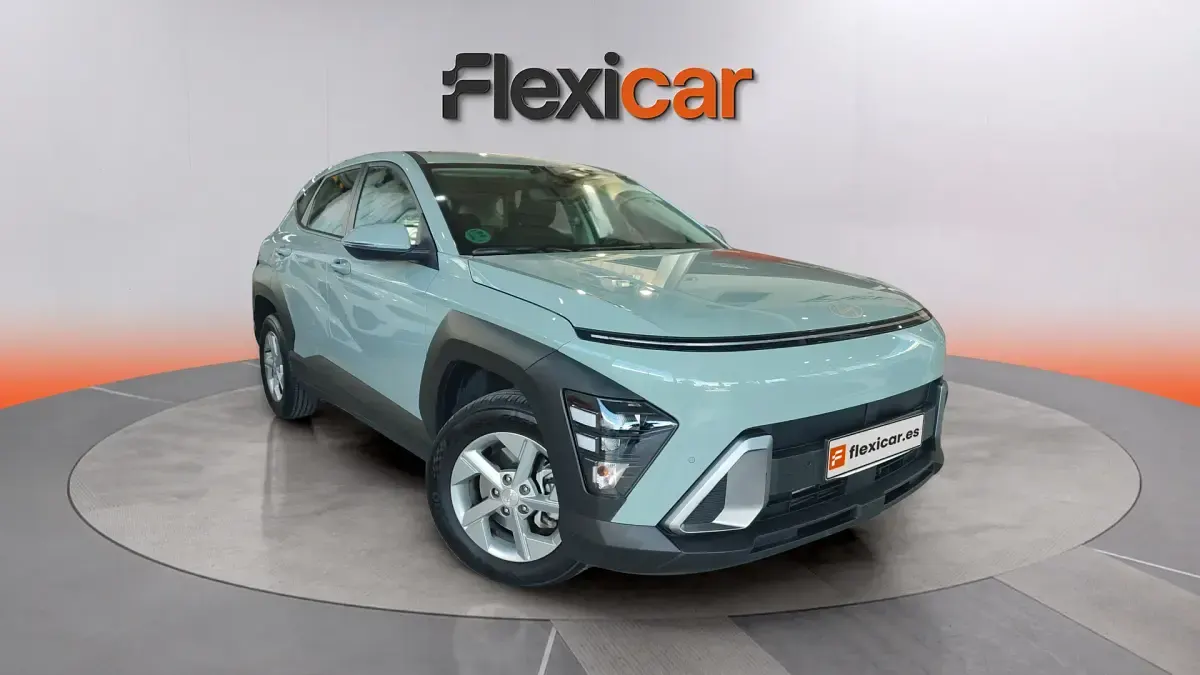 Usado Hyundai Kona 120 HP (88 kW) 2024 SUV