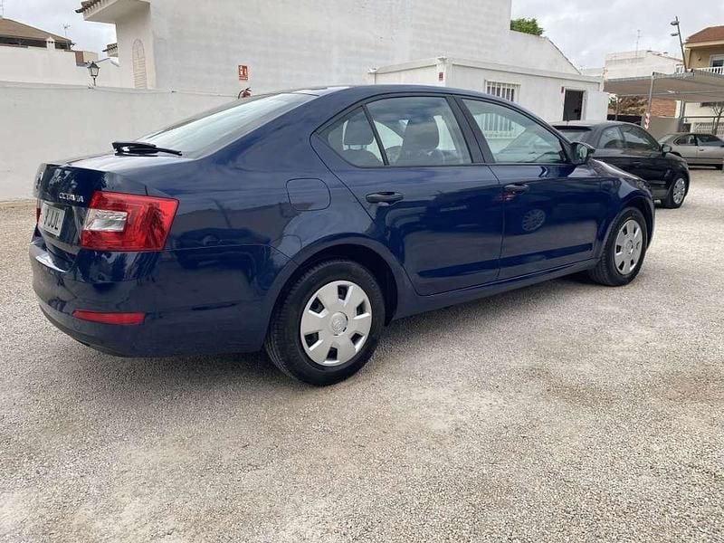 Usado Skoda Octavia Active 110 CV (80 kW) 2015 Utilitario