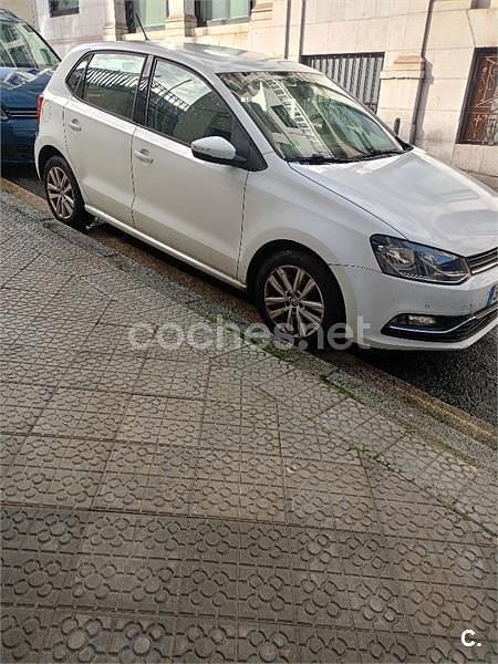 Usado VW Polo Advance 90 CV (66 kW) 2015 Blanco Berlina