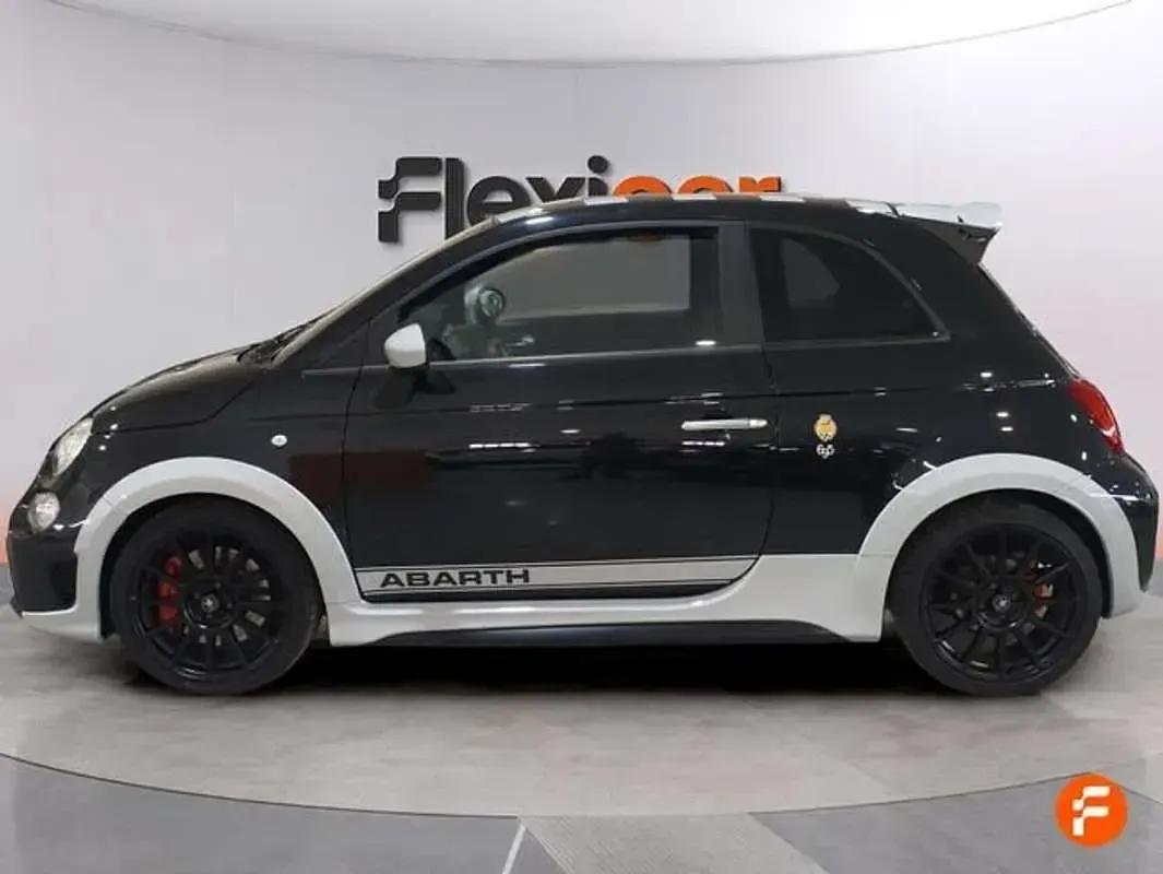 Usado Abarth 695 179 CV (131 kW) 2020 Negro Utilitario