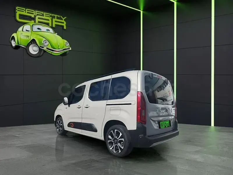 Usado Citroën Berlingo Shine 130 CV (95 kW) 2018 Beige Monovolumen