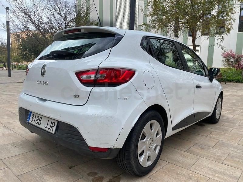 Usado Renault Clio IV Business 75 CV (55 kW) 2015 Blanco Berlina