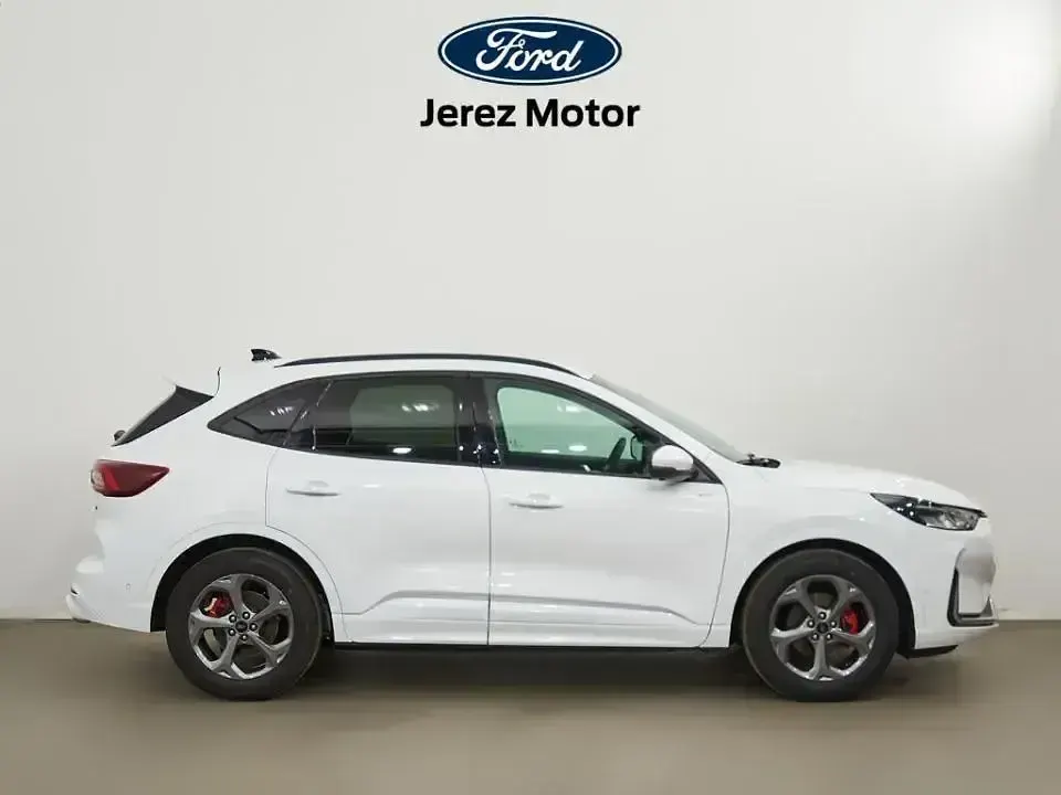 Usado Ford Kuga ST-Line X 150 CV (110 kW) 2026 Gris SUV