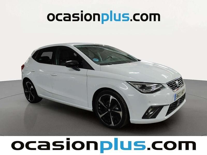 Usado Seat Ibiza FR 150 CV (110 kW) 2024 Blanco Utilitario