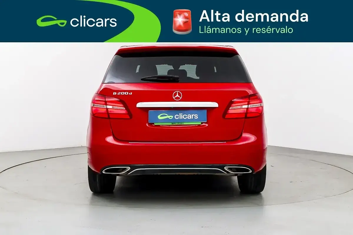 Usado Mercedes B200 150 CV (110 kW) 2018 Rojo Monovolumen
