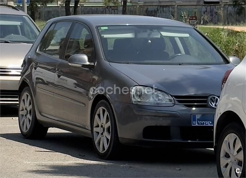 Gris / plata Usado 2004 VW Golf IV Sportline Berlina | 3995 € (Precio justo) - Imagen 1/4
