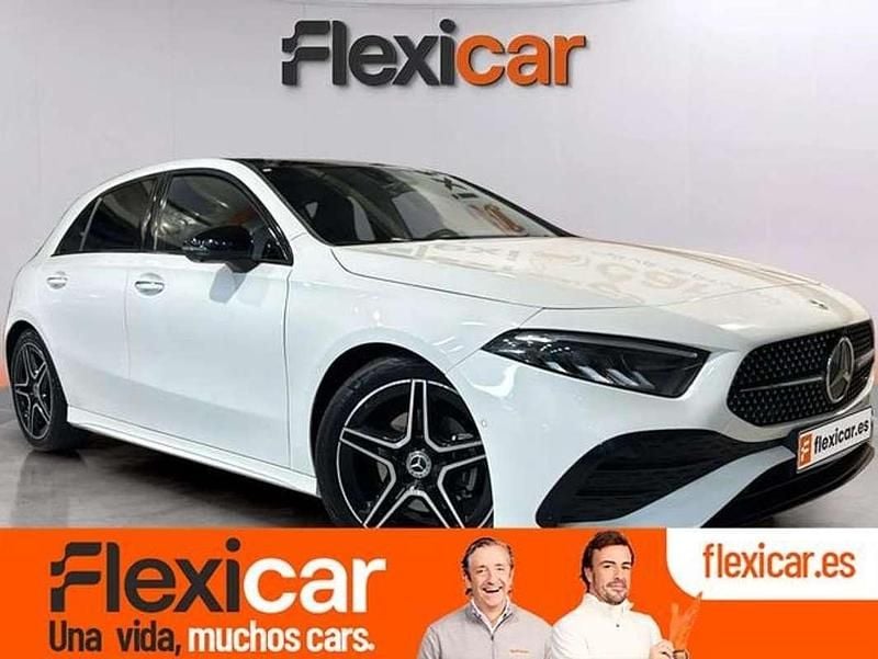 Blanco Usado 2023 Mercedes A200 Utilitario | 31.490 € (Precio justo) - Imagen 1/4