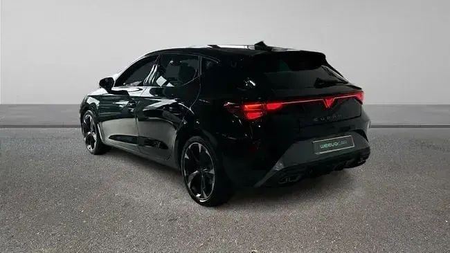Usado Cupra Leon 150 CV (110 kW) 2025 Negro Berlina