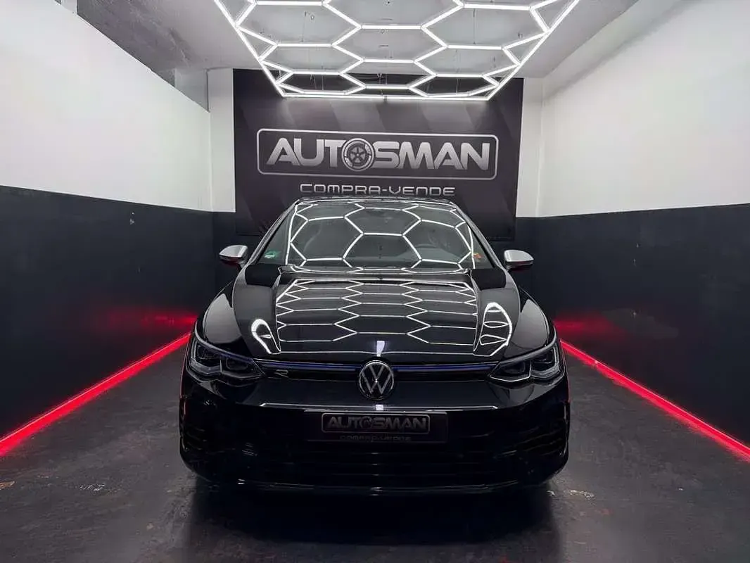 Usado VW Golf VIII R 320 CV (235 kW) 2023 Negro Utilitario