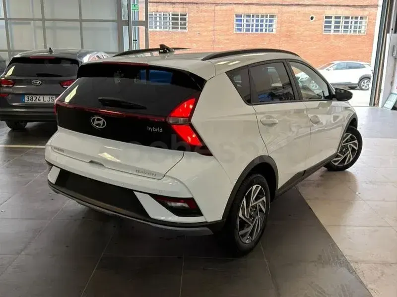 Nuevo Hyundai Bayon 100 CV (73 kW) 2025 Blanco SUV