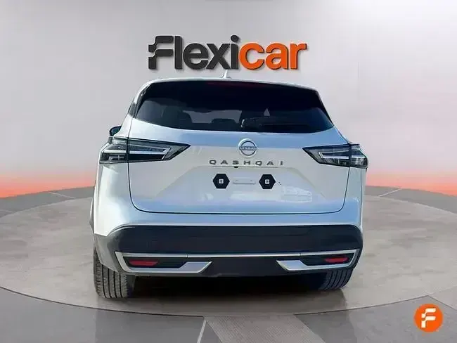 Usado Nissan Qashqai N-Connecta 158 CV (116 kW) 2025 Blanco SUV