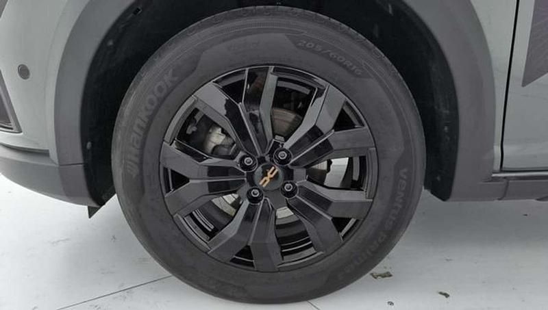 Usado Dacia Sandero Extreme 110 CV (80 kW) 2024 Verde Utilitario