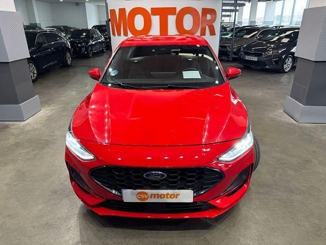 Usado Ford Focus ST-Line 126 CV (92 kW) 2023 Rojo Berlina