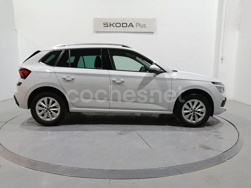 Usado Skoda Kamiq Selection 115 CV (84 kW) 2025 Blanco SUV