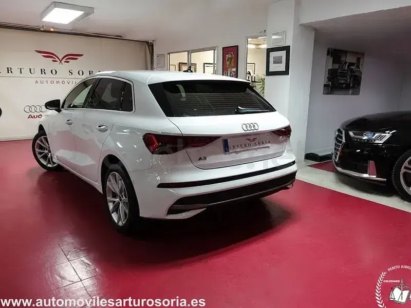 Usado Audi A3 Advanced Plus 150 CV (110 kW) 2025 Blanco Berlina