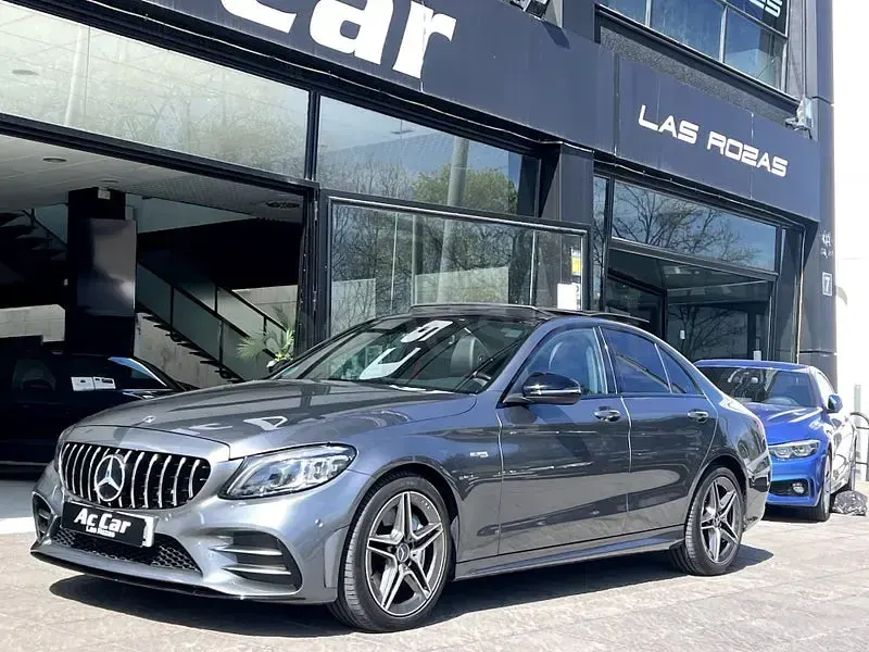 Usado Mercedes C43 AMG 390 CV (286 kW) 2019 Gris / plata Berlina