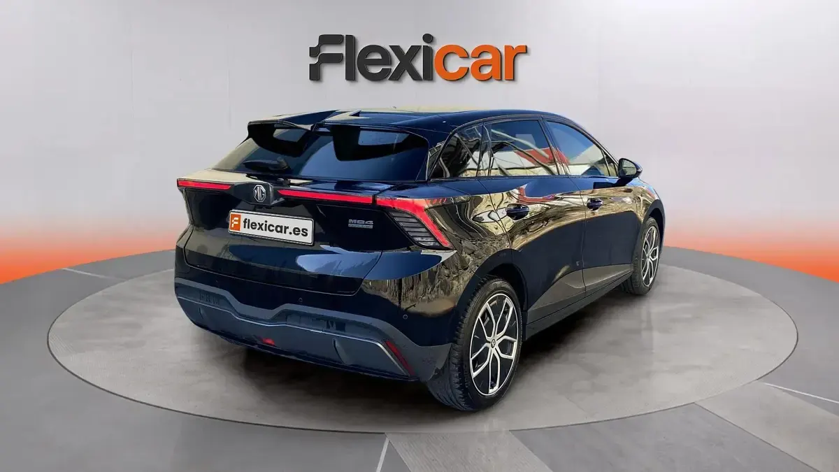 Usado MG MG4 EV 150 kW (204 CV) 2025 Negro Utilitario