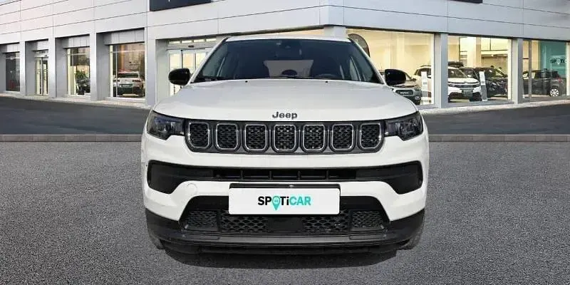 Usado Jeep Compass Longitude 131 CV (96 kW) 2022 Blanco SUV