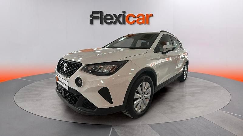 Occasion Seat Arona Reference 95 ch (69 kW) 2023 Blanc SUV