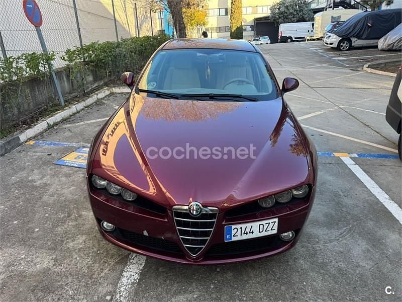 Usado Alfa Romeo 159 Distinctive 150 CV (110 kW) 2006 Granate Berlina