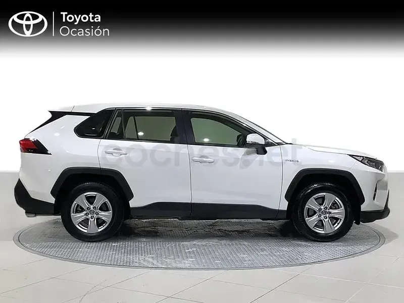 Używany Toyota RAV4 Hybrid Business Edition 222 KM (163 kW) 2022 Biały SUV