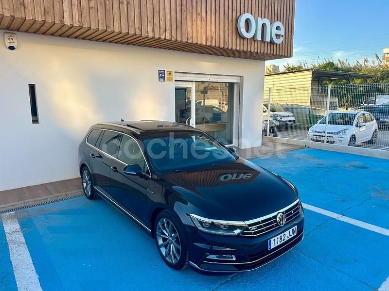 Negro Usado 2016 VW Passat Sportline Familiar | 14.490 € (Precio justo) - Imagen 1/4