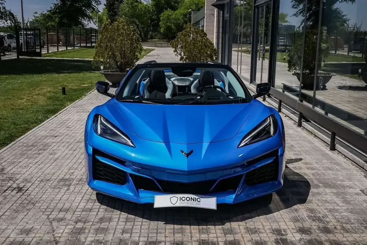 Usado Chevrolet Corvette E-Ray 663 CV (487 kW) 2024 Azul Descapotable