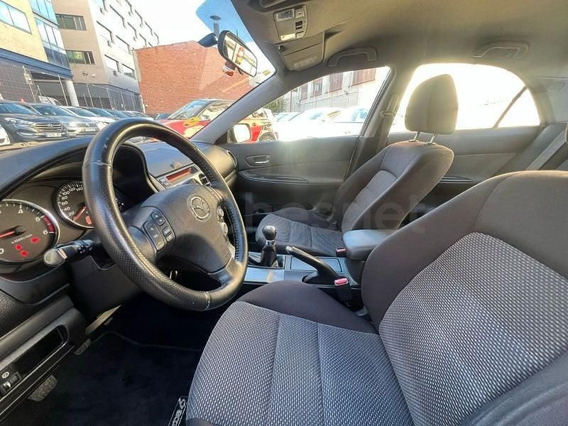 Usado Mazda 6 Active 120 CV (88 kW) 2004 Gris / plata Berlina