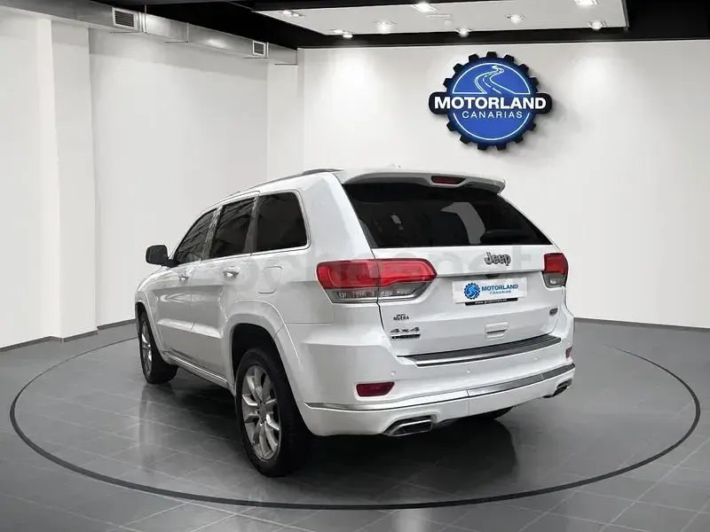 Usado Jeep Grand Cherokee Summit 250 CV (183 kW) 2015 Blanco SUV