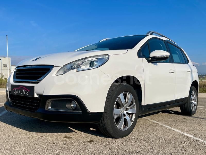 Blanco Usado 2015 Peugeot 2008 Allure SUV | 7490 € (Super precio) - Imagen 1/4