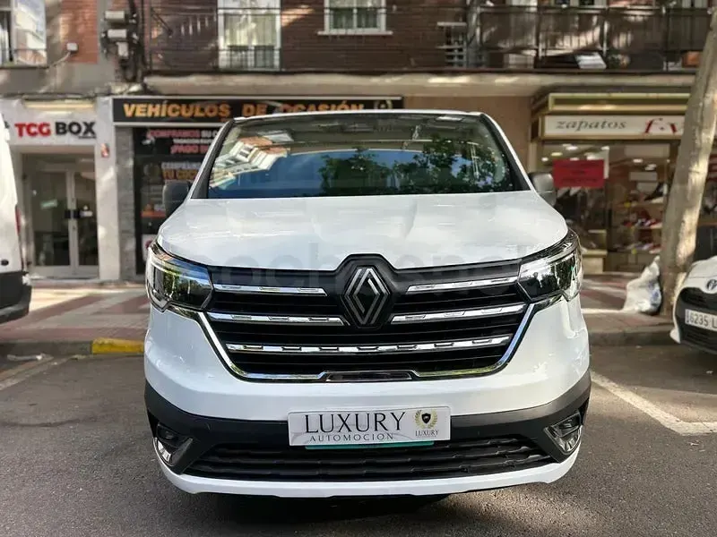 Usado Renault Trafic Equilibre 150 CV (110 kW) 2024 Blanco Monovolumen