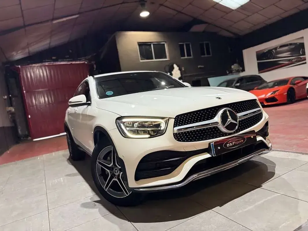 Usado Mercedes GLC220 194 CV (142 kW) 2022 Blanco SUV