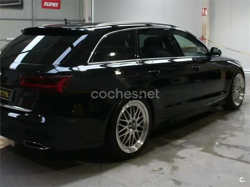 Käytetty Audi A6 S-Line 272 HP (200 kW) 2017 Musta Farmari