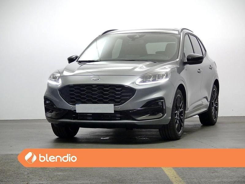 Usado Ford Kuga ST-Line X 150 CV (110 kW) 2023 Plata SUV