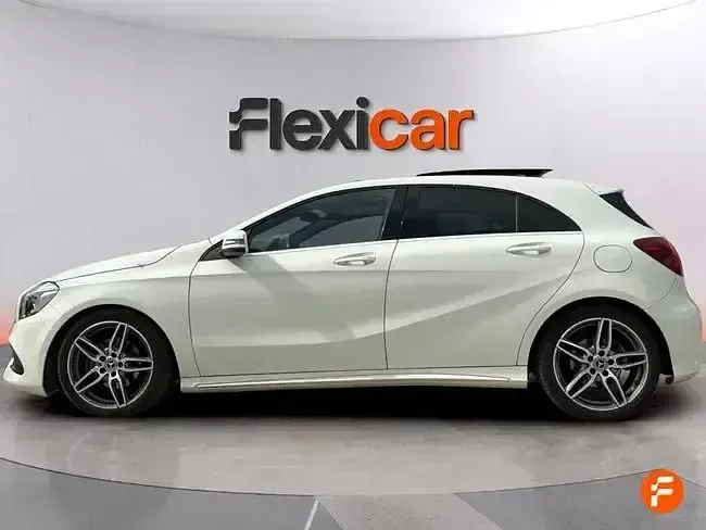 Usado Mercedes A200 AMG line 136 CV (100 kW) 2017 Gris Utilitario