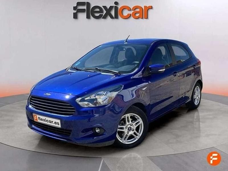 Usado Ford Ka Plus 71 CV (52 kW) 2018 Azul Utilitario