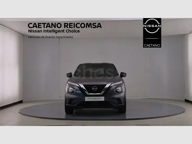 Usado Nissan Juke Tekna 114 CV (83 kW) 2023 Gris / plata SUV