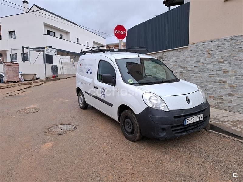Blanco Usado 2010 Renault Kangoo Monovolumen | 5500 € (Precio justo) - Imagen 1/4