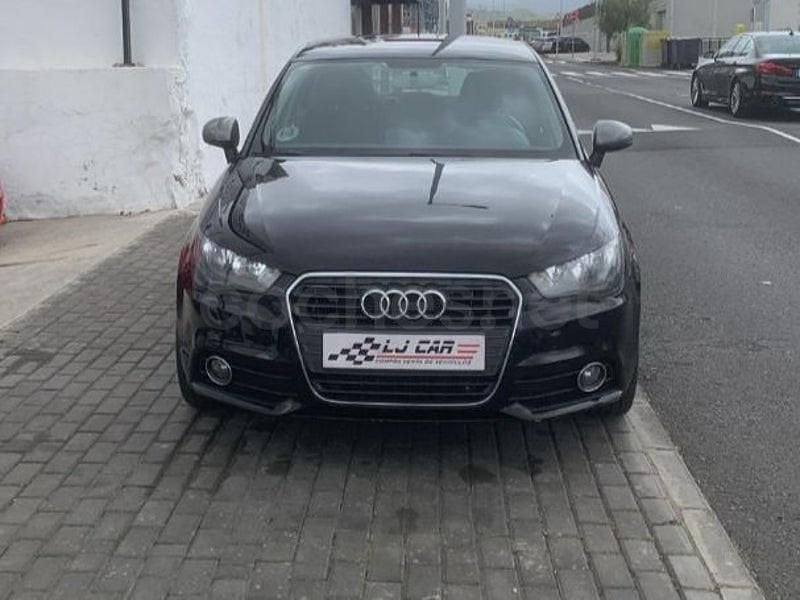 Usado Audi A1 Sportback Ambition 122 CV (89 kW) 2012 Negro Utilitario