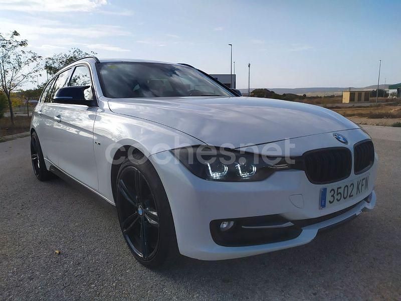 Blanco Usado 2013 BMW 318 Sport Line Familiar | 11.900 € (Un poco caro) - Imagen 1/4