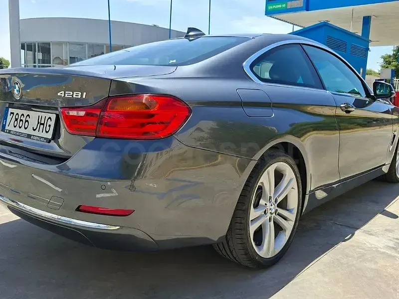 Usado BMW 428 Luxury Line 245 CV (180 kW) 2015 Gris / plata Coupe
