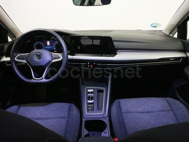 Usado VW Golf VIII Life 131 CV (96 kW) 2024 Negro Berlina