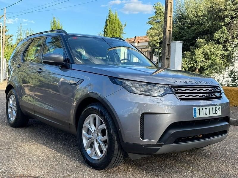 Usado Land Rover Discovery 5 SE 306 CV (225 kW) 2019 Gris / plata SUV
