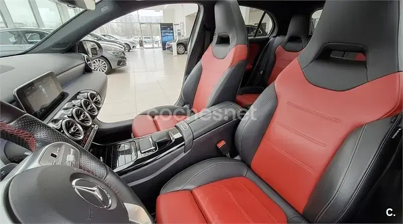 Usado Mercedes A250 224 CV (164 kW) 2019 Negro Berlina