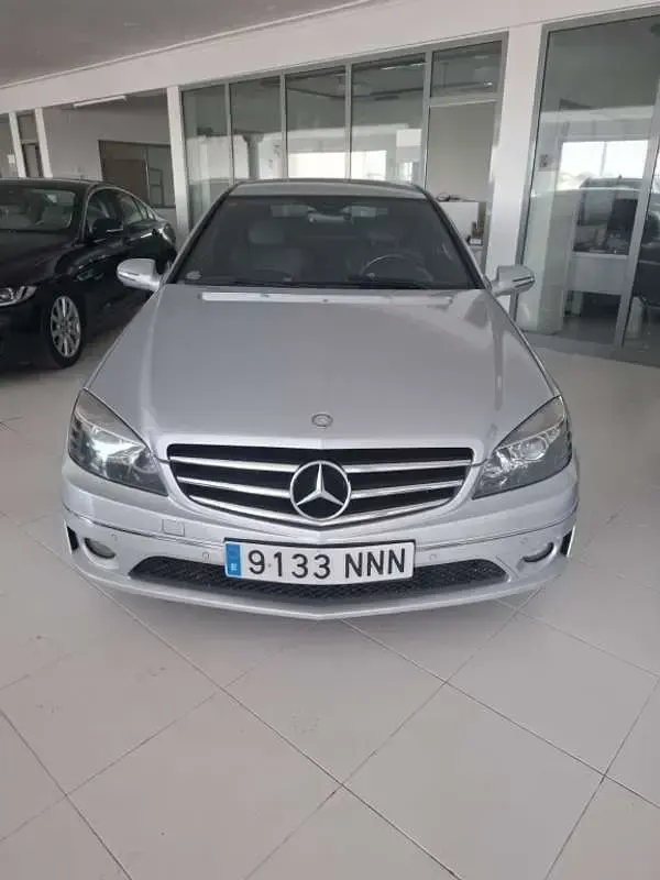 Usado Mercedes C200 184 CV (135 kW) 2010 Gris Coupe