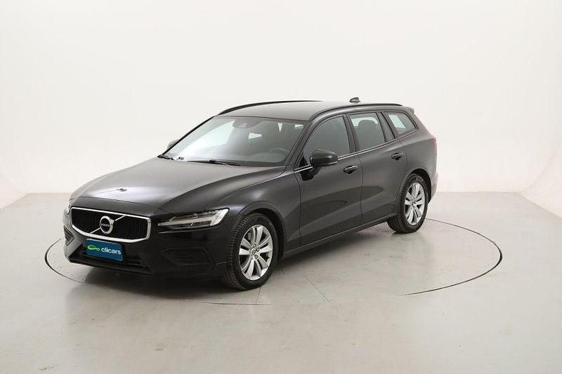Usado 2021 Volvo V60 Momentum Familiar | 21.790 € (Precio justo) - Imagen 1/4