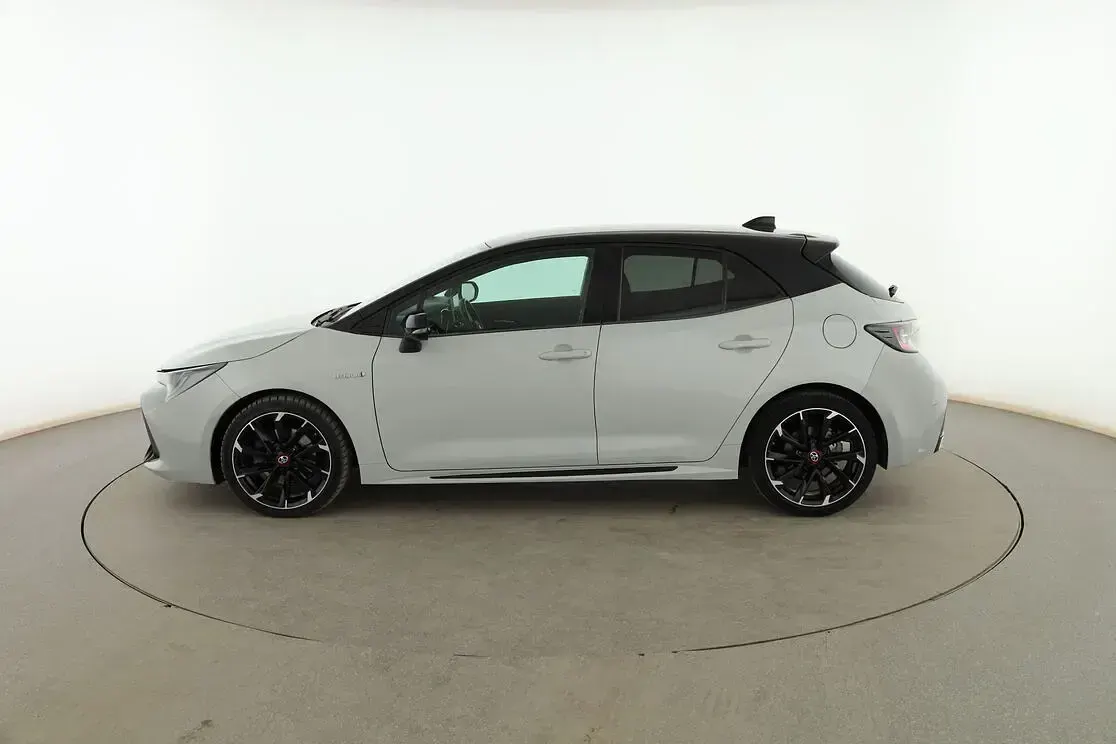 Usado Toyota Corolla Sport 184 CV (135 kW) 2020 Gris Berlina