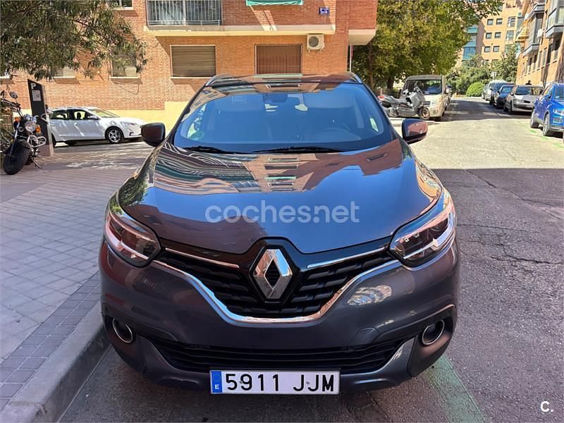 Gris / plata Usado 2015 Renault Kadjar Zen SUV | 9500 € (Super precio) - Imagen 1/4
