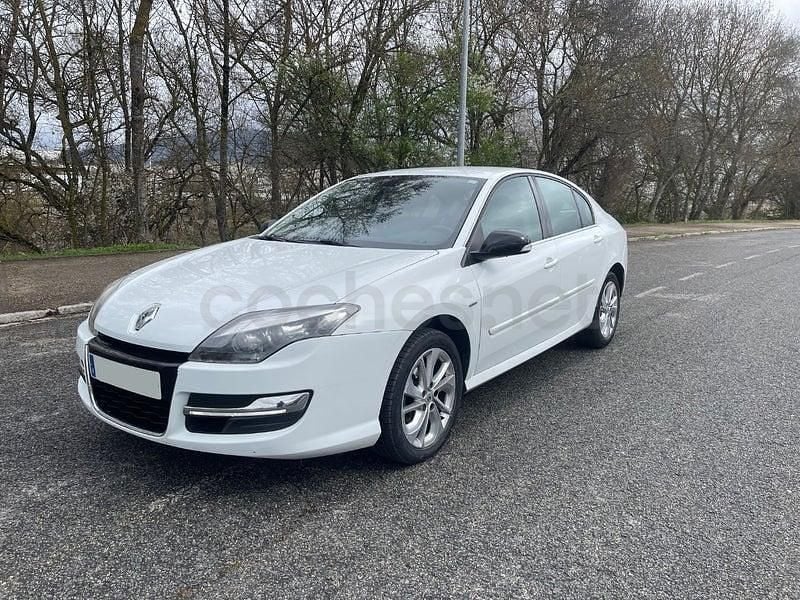 Usado Renault Laguna III LIMITED 110 CV (80 kW) 2015 Blanco Berlina