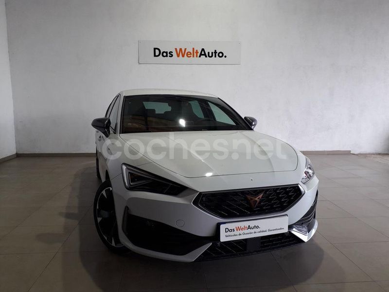 Blanco Usado 2023 Cupra Leon Berlina | 31.350 € (Precio justo) - Imagen 1/4
